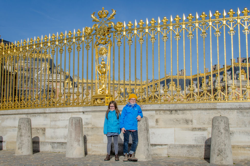 Guide to visiting Chateau de Versaille| A royal day trip from Paris | #versaille #parisdaytrip #france #familyholiday