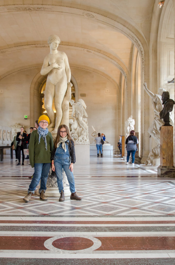 Musee de Louvre Paris| Paris Museum Guide | Visiting the Museums of Paris with kids #paris #pariswithkids #france #museumguide
