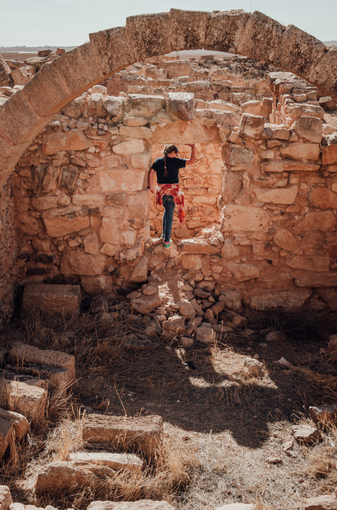 Umm ar Rasas: A Visitor's Guide | VIsit the Roman ruins and UNESCO World Heritage site | Jordan Travel Guides #jordan #ummarrasas #travelguide #familytravel #driftwoodsfamily